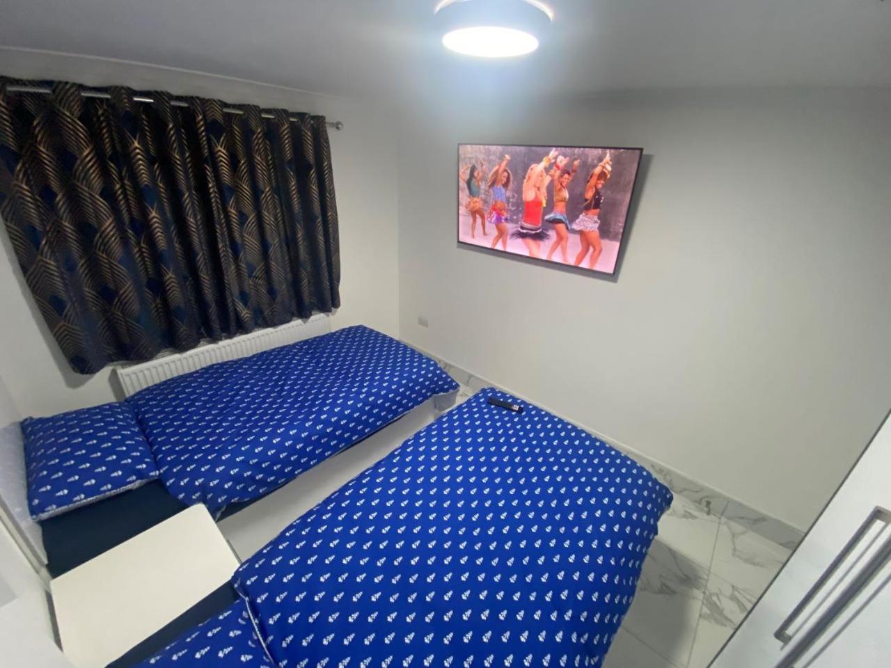 The Royal Boutique Oxford Lodge By London Sleep 6 Hayes  Eksteriør billede